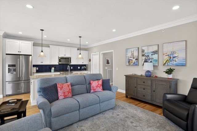 2 Hornbeam, Plymouth, MA 02360