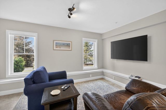 2 Hornbeam, Plymouth, MA 02360