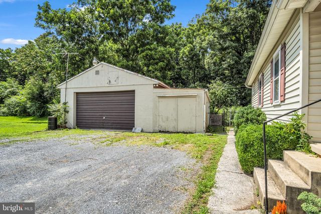 9145 PINEVILLE ROAD, Shippensburg, PA 17257