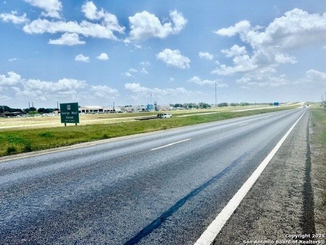 0 Bypass 181, Beeville, TX 78102