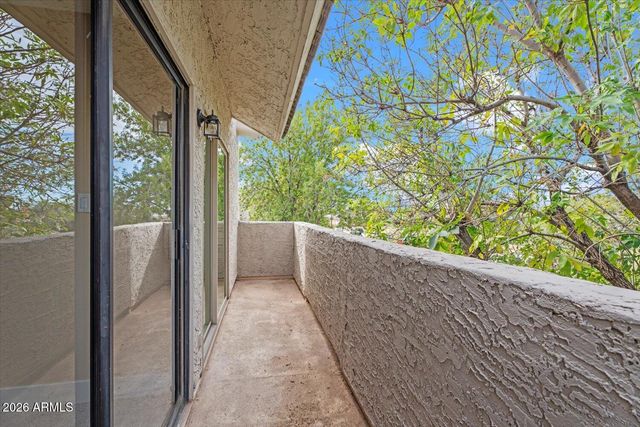 935 N GRANITE REEF Road 102, Scottsdale, AZ 85257