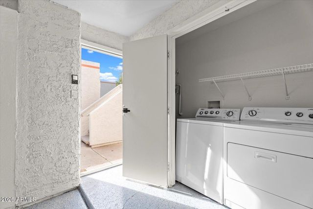 935 N GRANITE REEF Road 102, Scottsdale, AZ 85257
