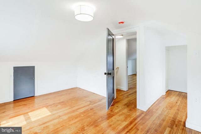 1421 E DERRY RD, Hershey, PA 17033