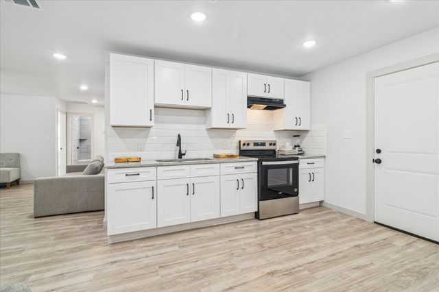 4507 S Ewing Avenue, Dallas, TX 75216