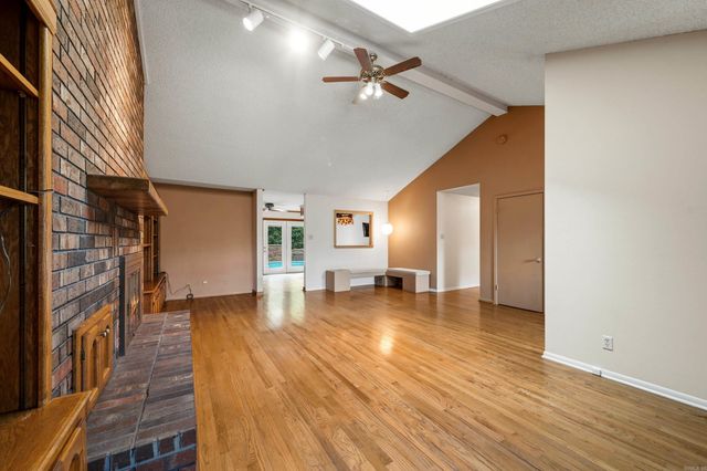 103 Fox Creek Court, Hot Springs, AR 71901