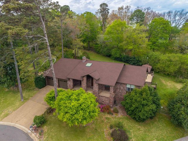 103 Fox Creek Court, Hot Springs, AR 71901