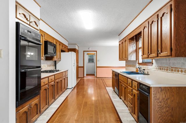 103 Fox Creek Court, Hot Springs, AR 71901