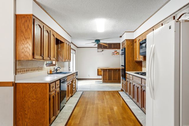 103 Fox Creek Court, Hot Springs, AR 71901