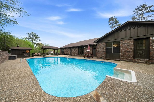 103 Fox Creek Court, Hot Springs, AR 71901