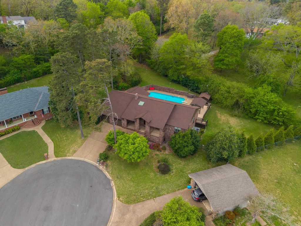 103 Fox Creek Court, Hot Springs, AR 71901