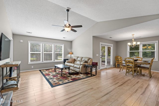 1576 Crown Stream Drive SW, Ocean Isle Beach, NC 28469