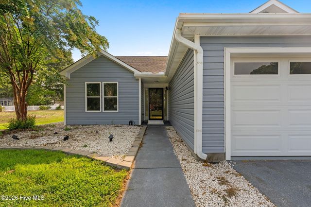 1576 Crown Stream Drive SW, Ocean Isle Beach, NC 28469