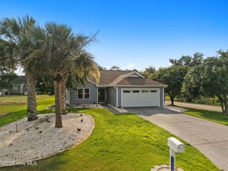 1576 Crown Stream Drive SW, Ocean Isle Beach, NC 28469