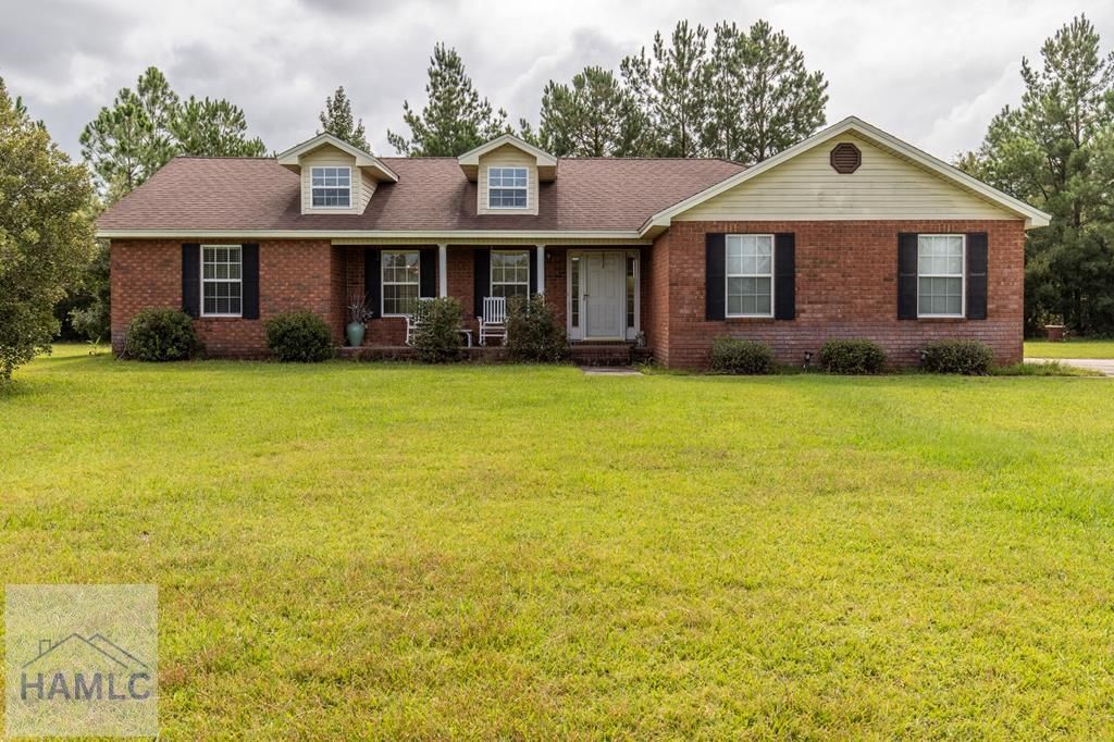 15 Clark Drive NE, Ludowici, GA 31316