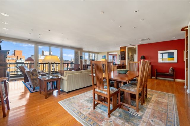 146 N Bellefield Ave 804, Oakland, PA 15213