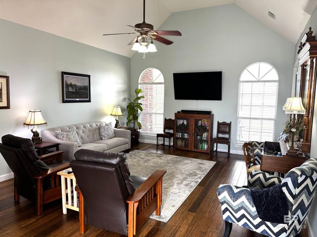 18875 Pecan Lane, Robertsdale, AL 36567