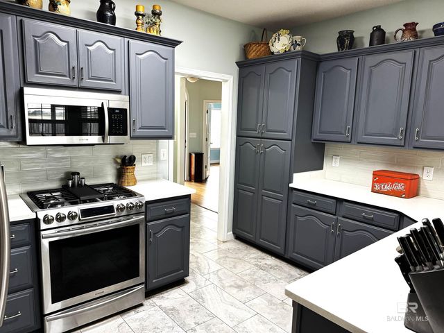 18875 Pecan Lane, Robertsdale, AL 36567