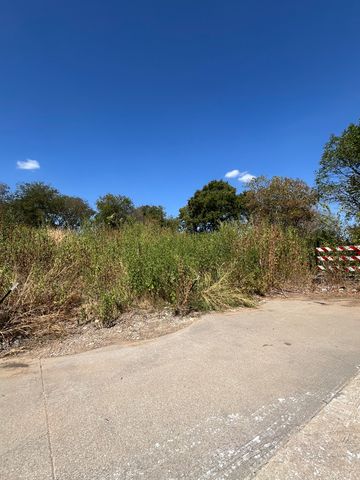 5032 Blackmore Avenue, Fort Worth, TX 76107