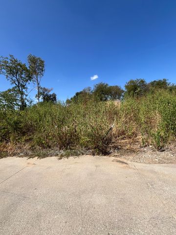 5032 Blackmore Avenue, Fort Worth, TX 76107