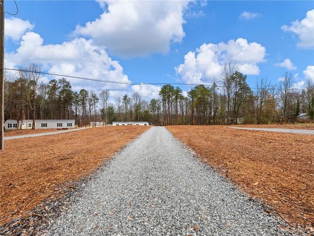 5226 Bogus Road, Gainesville, GA 30506