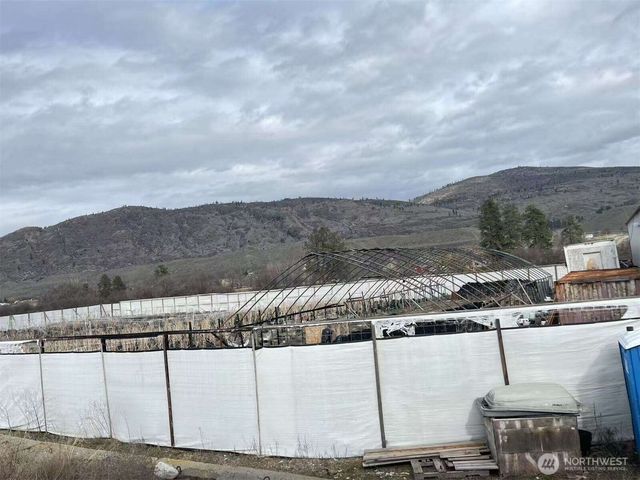 18 B Riverview Road, Omak, WA 98841