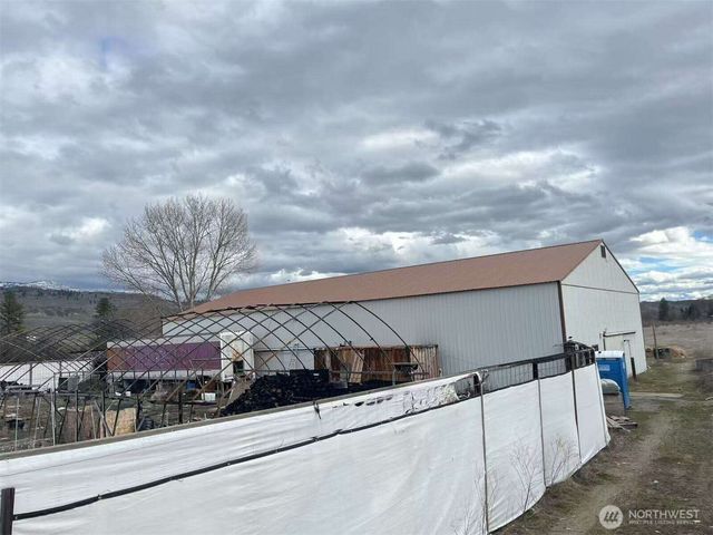 18 B Riverview Road, Omak, WA 98841