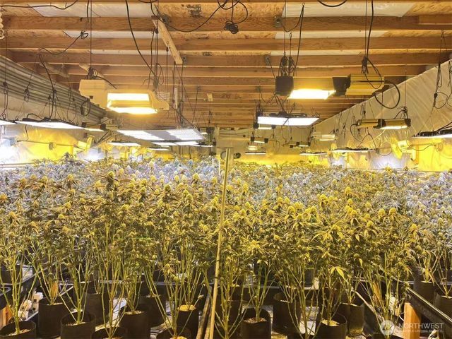 18 B Riverview Road, Omak, WA 98841