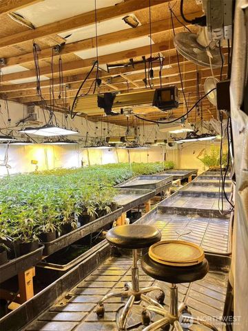 18 B Riverview Road, Omak, WA 98841