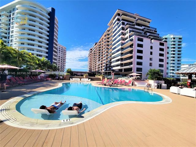 5225 Collins Ave 914, Miami Beach, FL 33140