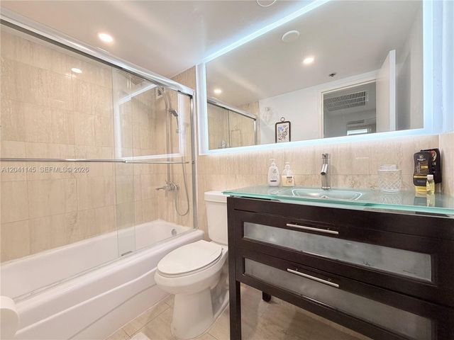 5225 Collins Ave 914, Miami Beach, FL 33140