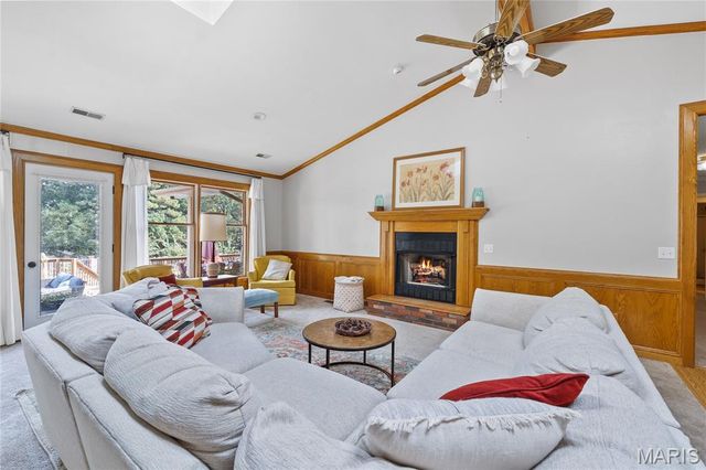 7918 Bradford Pear Ln., Patton, MO 63662