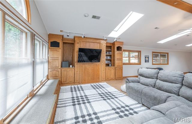 7918 Bradford Pear Ln., Patton, MO 63662