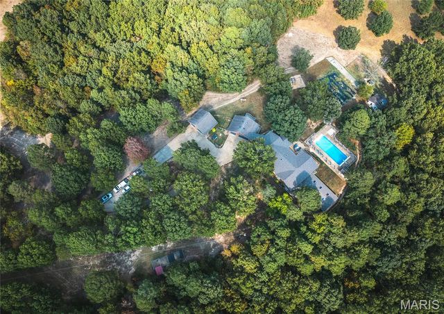 7918 Bradford Pear Ln., Patton, MO 63662