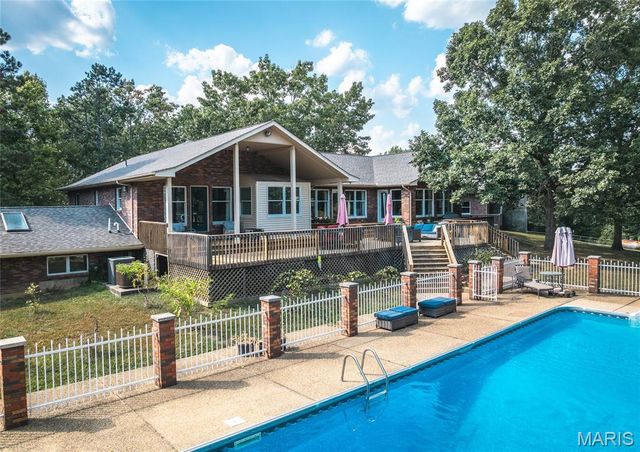 7918 Bradford Pear Ln., Patton, MO 63662