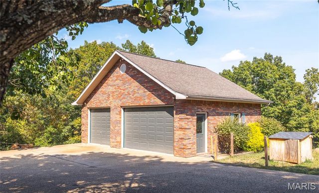 7918 Bradford Pear Ln., Patton, MO 63662