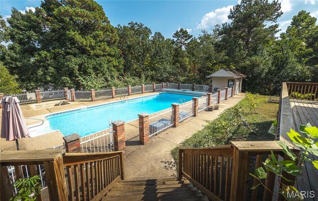 7918 Bradford Pear Ln., Patton, MO 63662