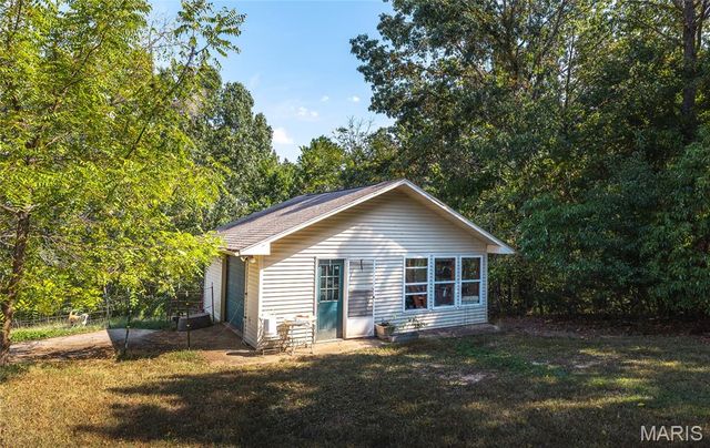 7918 Bradford Pear Ln., Patton, MO 63662