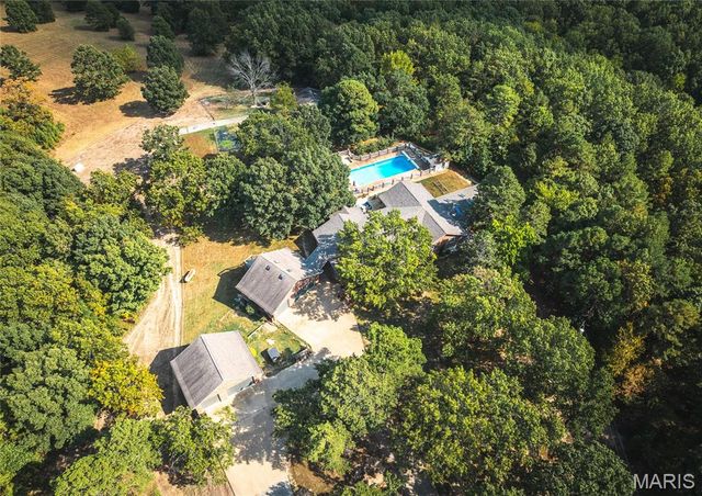 7918 Bradford Pear Ln., Patton, MO 63662