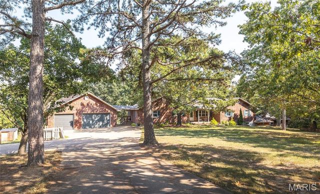 7918 Bradford Pear Ln., Patton, MO 63662