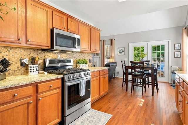 5863 Bay View Drive, Buford, GA 30518