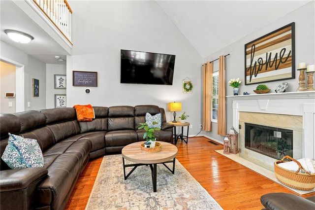 5863 Bay View Drive, Buford, GA 30518