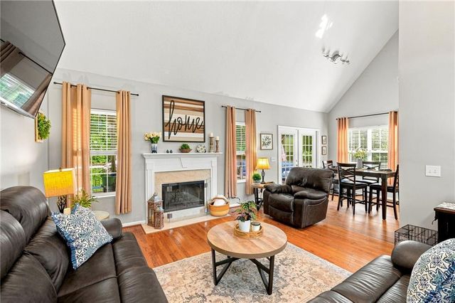 5863 Bay View Drive, Buford, GA 30518