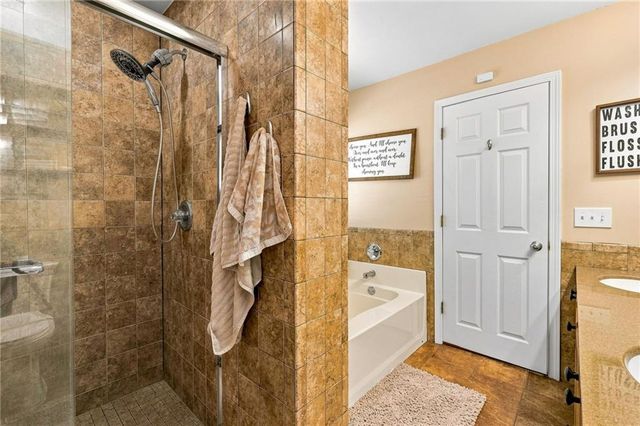 5863 Bay View Drive, Buford, GA 30518