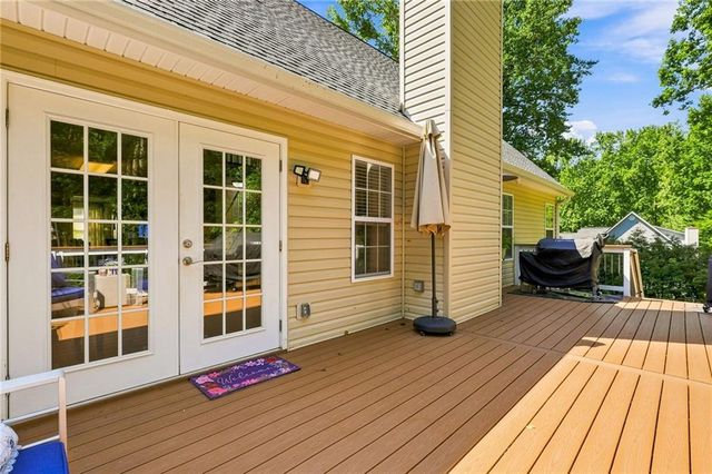 5863 Bay View Drive, Buford, GA 30518