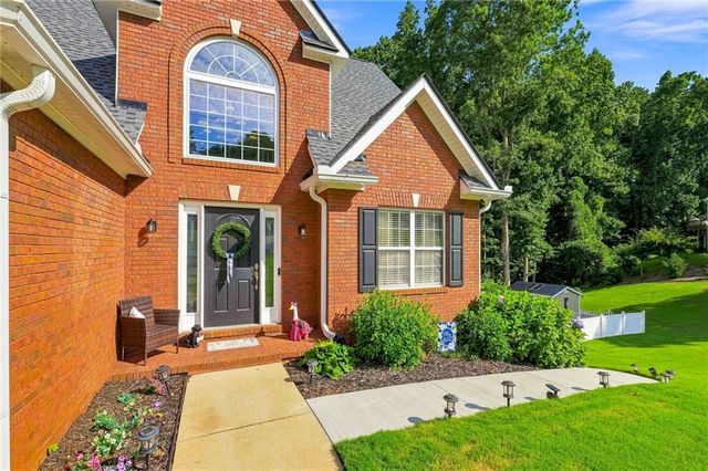 5863 Bay View Drive, Buford, GA 30518