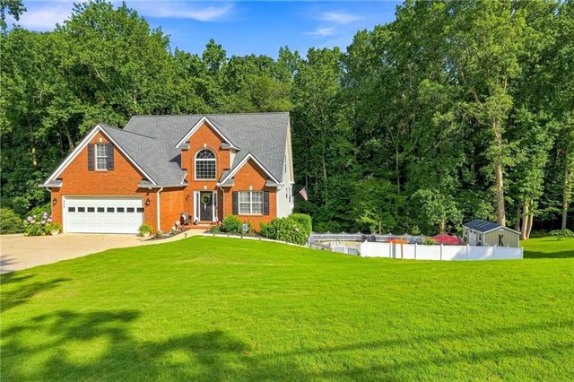 5863 Bay View Drive, Buford, GA 30518