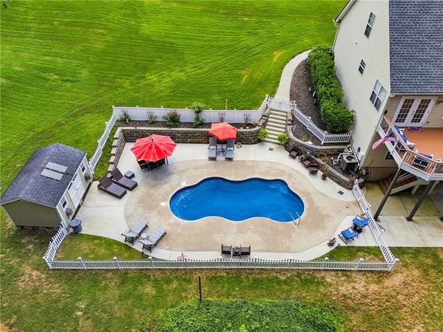 5863 Bay View Drive, Buford, GA 30518