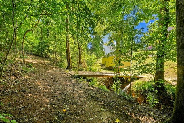 5863 Bay View Drive, Buford, GA 30518