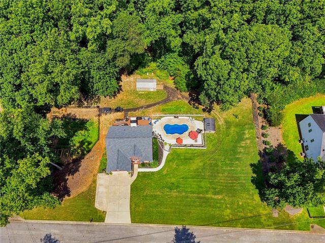 5863 Bay View Drive, Buford, GA 30518