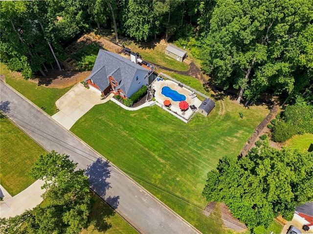 5863 Bay View Drive, Buford, GA 30518